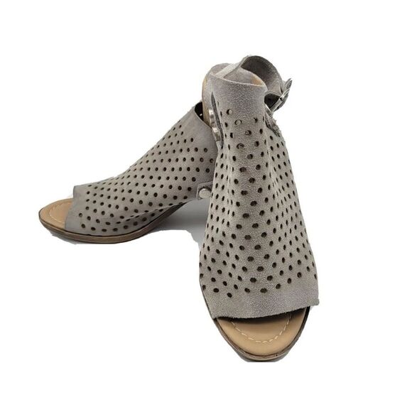 Sophia Milano Grey suede perforated sandal - Picture 2 of 4